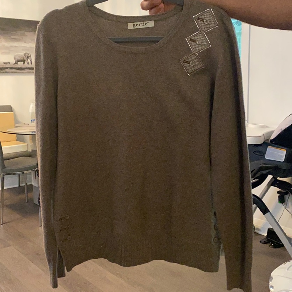 Wool sweater - Picture 1 of 3